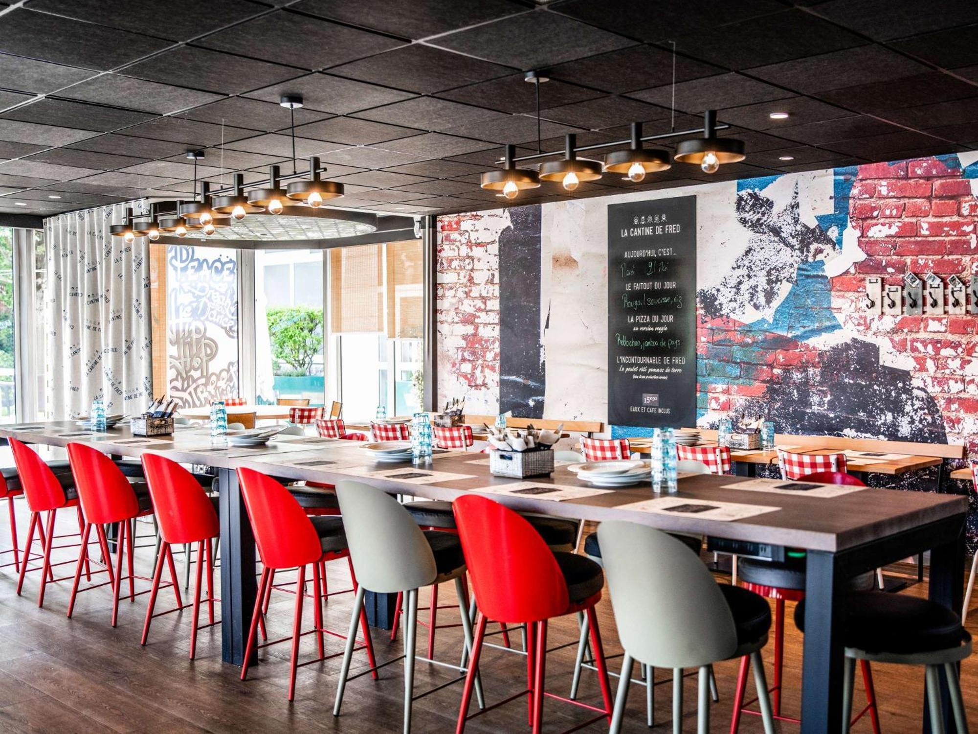 Hotel Novotel Evry Courcouronnes Bagian luar foto
