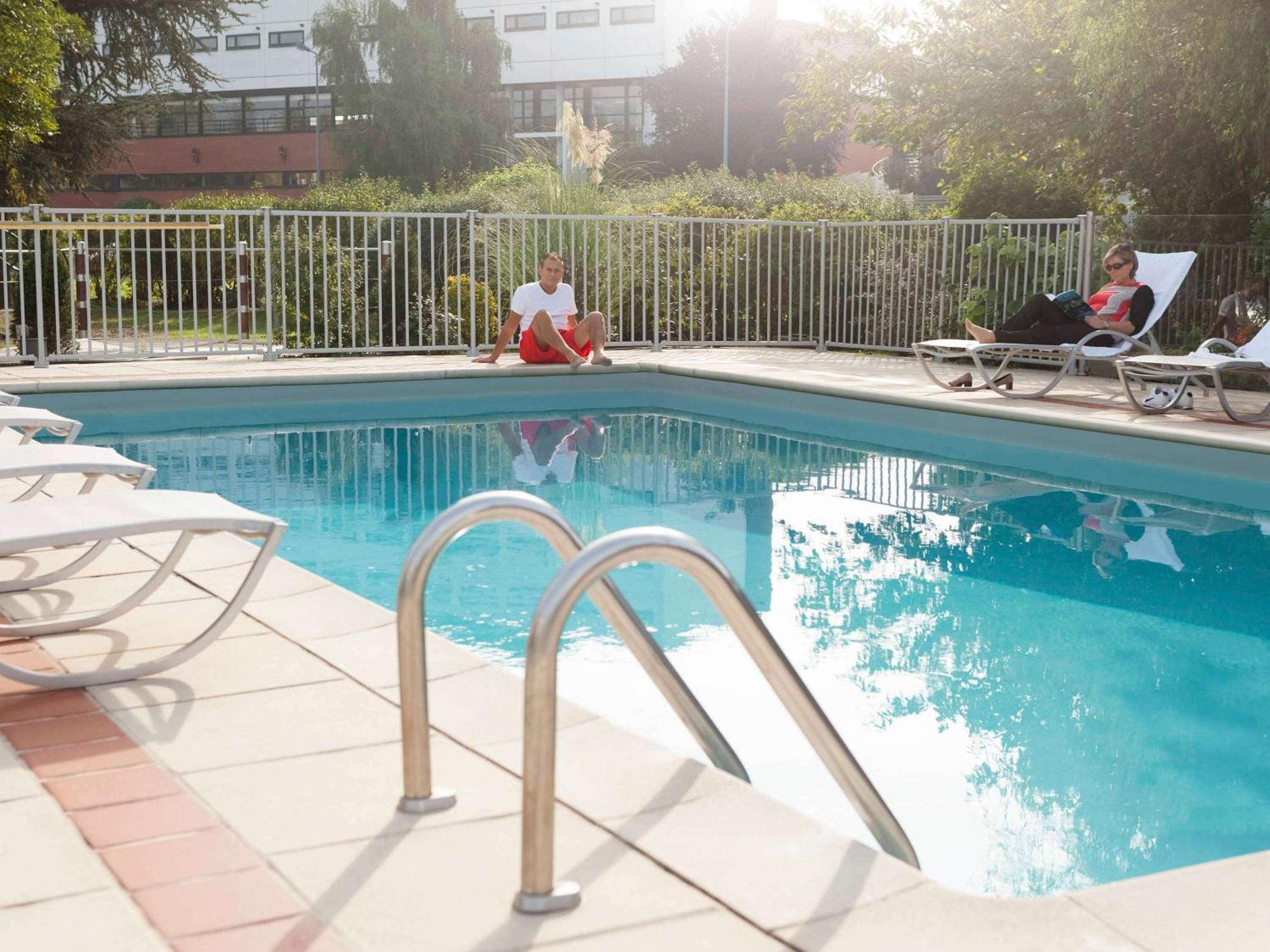 Hotel Novotel Evry Courcouronnes Bagian luar foto