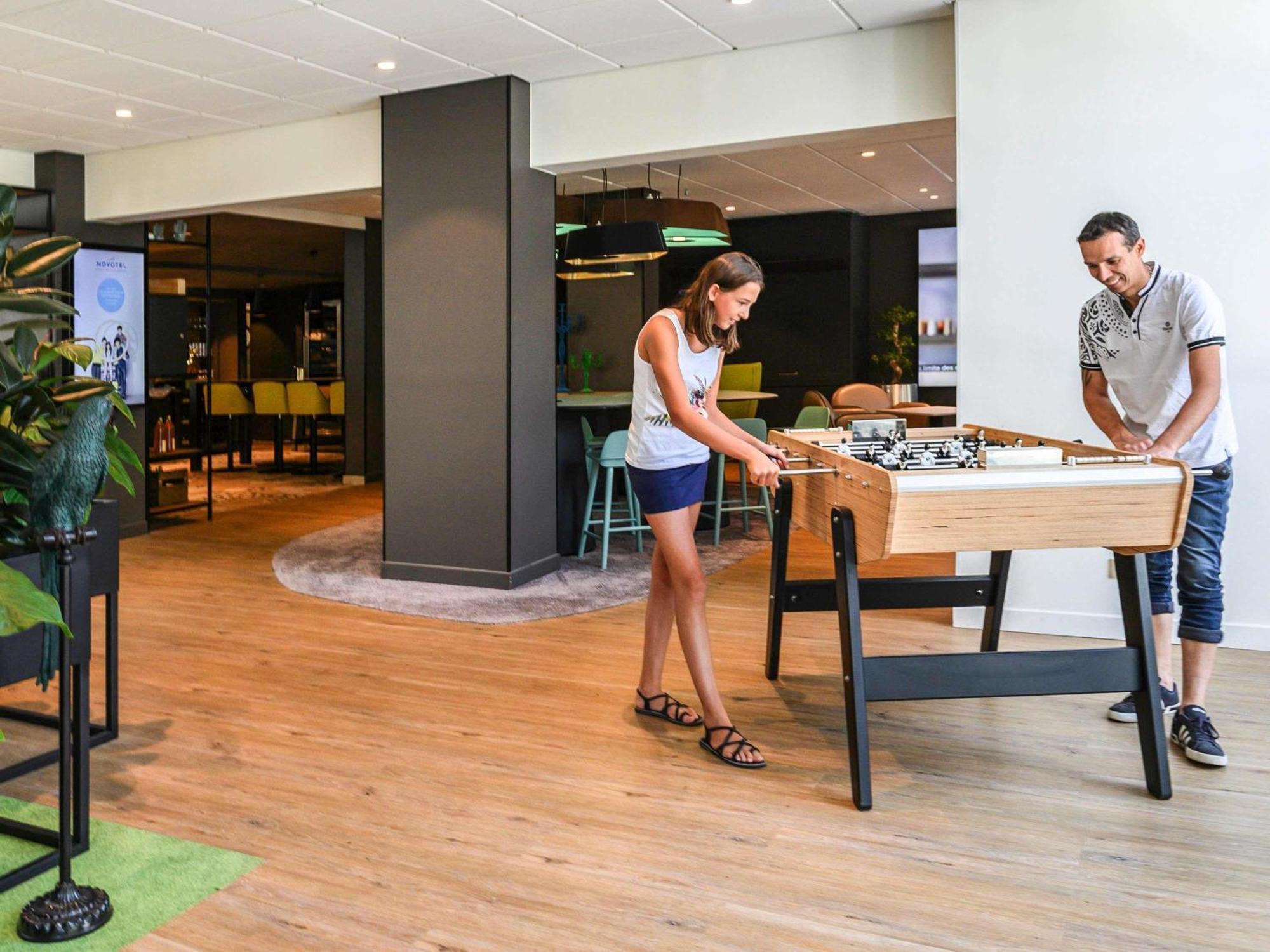Hotel Novotel Evry Courcouronnes Bagian luar foto