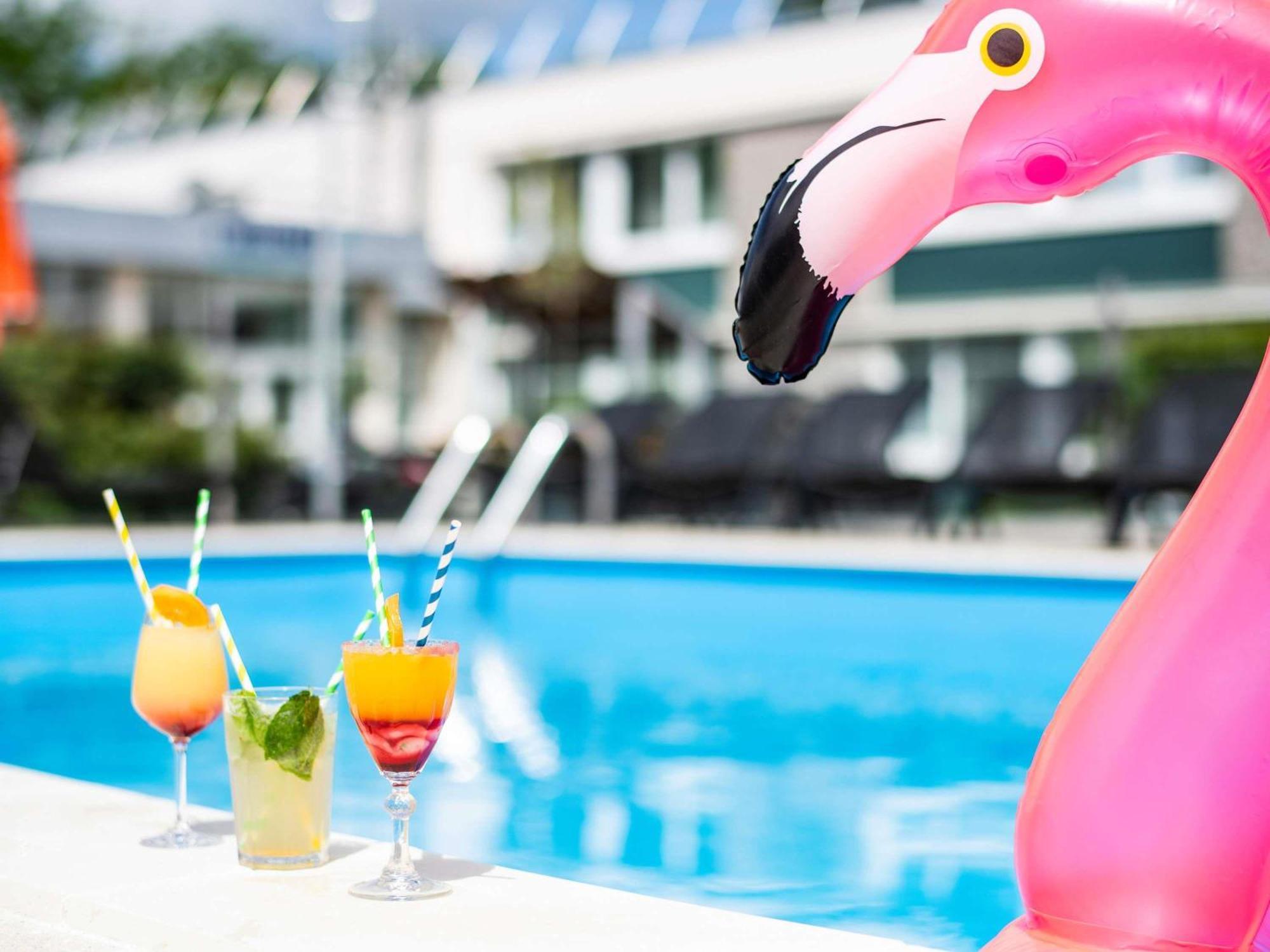 Hotel Novotel Evry Courcouronnes Bagian luar foto
